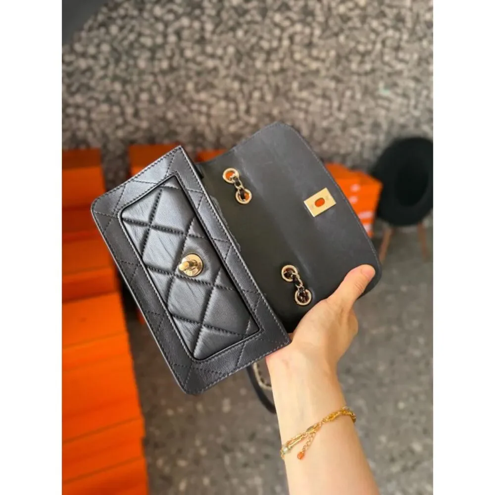 Chanel Women Pre-Loved Bag Very Good Condition